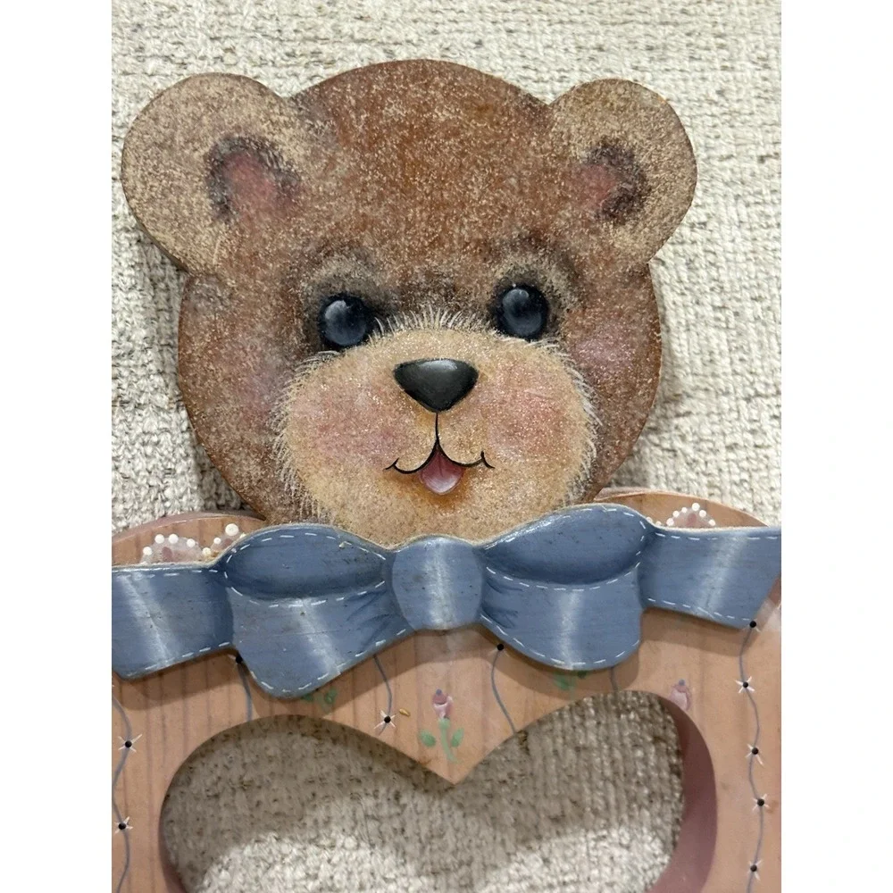 Rustic Wooden Teddy Bear Heart Frame Folk Art Country Cottage Wall Decor